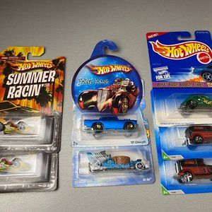 Hot Wheels Cars Holiday & Summer Racing 7 Cars